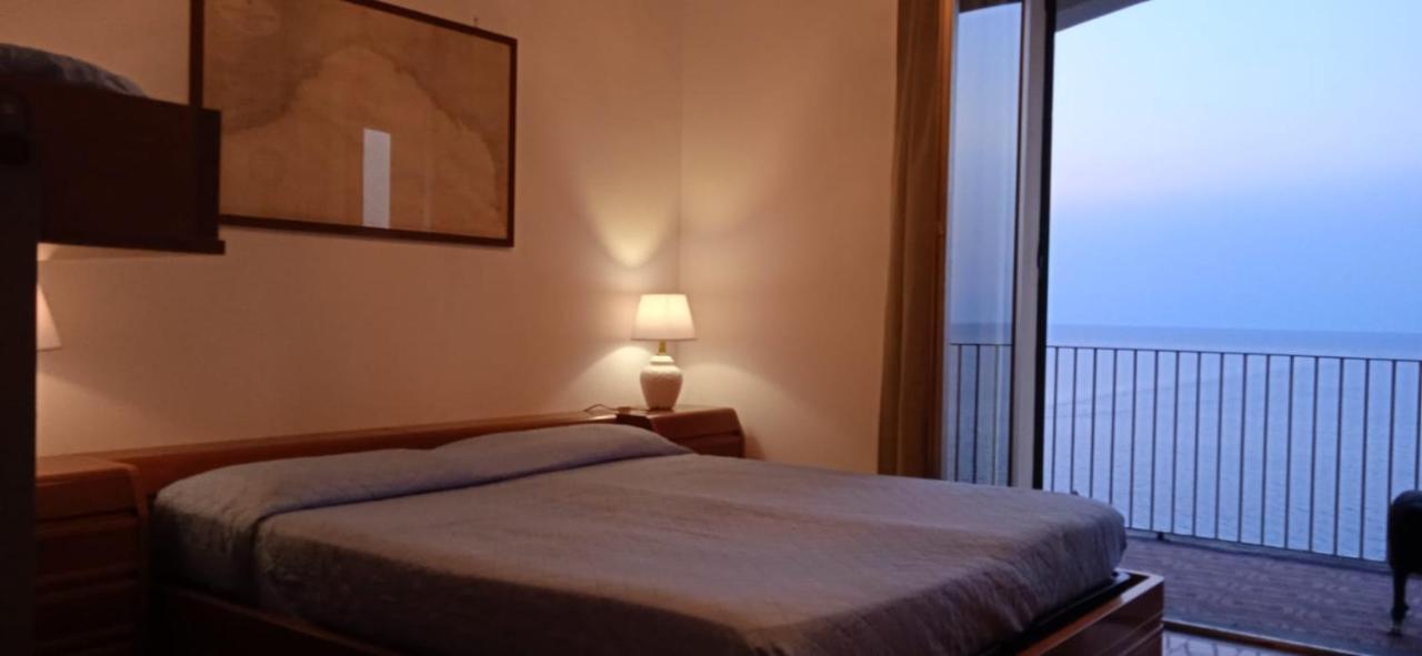 Appartamento Con Super Vista Sul Mare Arenzano Εξωτερικό φωτογραφία