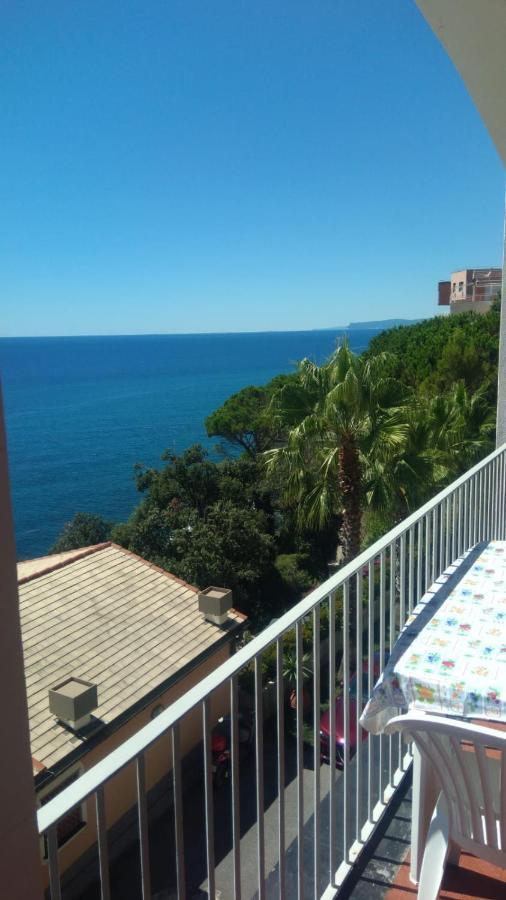 Appartamento Con Super Vista Sul Mare Arenzano Εξωτερικό φωτογραφία